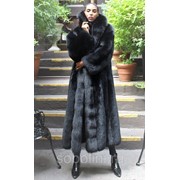 Шуба из меха песца черного цвета фото