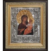 Икона Богоматерь Иверская c предстоящими святыми Матвеем и Лукой фото