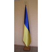 Флаг Украины на подставке