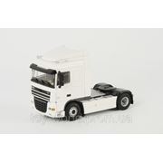 Модель Тягач DAF XF 105 Space Cab 4x2 фото