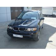 Автомобиль BMW X5 фото
