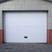 Секционные ворота для гаража с автоматикой фото