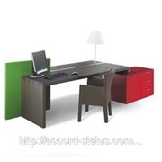 Мебель для офисов - столы по индивидуальным проектам фото