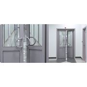 Двери из алюминиевого профиля. фото