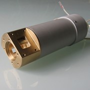 Регулируемый воздушный клапан с магнитоэлектрическим приводом для аппарата принудительной вентиляции легких