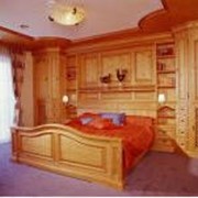 Мебель для спален из ценных пород древесины фото