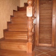 Лестницы деревянные (сосна) фото