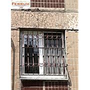 Кованая решетка на окно, эск. №113 фото