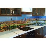 Стеклянный кухонный фартук дневной город купить в Пятихатках фото