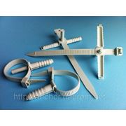 Стяжки WAVE, хомуты, зажимы, скобы, клипсы, заклёпки, шпильки, гроверы, шайбы, обоймы, крюки, кронштейны, монтажные материалы. ISO 9001 фото