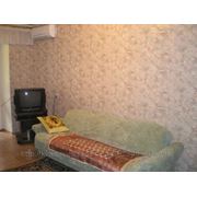 1-комнатная квартира класса “стандарт“ в центре Луганска ПОСУТОЧНО фото