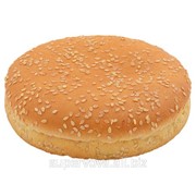 Булочка для гамбургера пшеничная с кунжутом 50г 11см