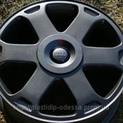 R16 Покраска авто дисков Жидкой резиной Plasti Dip. Цвет: Черный, прозрачный фото