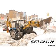 Снегоуборка Киев чистка снега расчистка снега услуги снегоуборочной спецтехники в Киеве. фотография