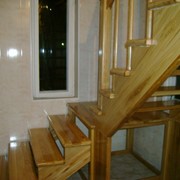 Деревянная лестница фотография