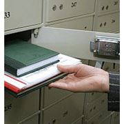 Услуги внеофисного хранения документов. фото