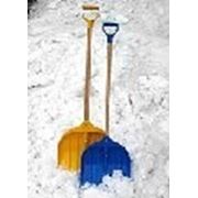 Лопата для уборки снега фото