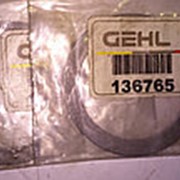 Шайба регулировочная каретки, 1,5мм GEHL 136765 фото
