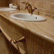 Мрамор Дайана Реале. Столешницы из мрамора для ванной комнаты.