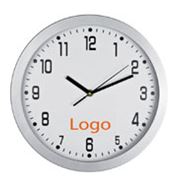 нанесение логотипа вашей компании на настенные часы фото