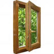 Окна деревянные из трёхслойного клееного бруса со стеклопакетами различных форм и комплектаций фотография