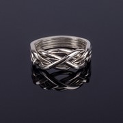 Изящное серебряное кольцо головоломка от Wickerring фото