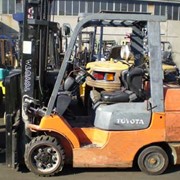 Аренда вилочного погрузчика Toyota 7FGCU30 фото