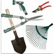 Лопатки, совки, мотыжки, грабли и другие инструменты, необходимые на даче, в саду, на огороде фото