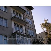 Алюминиевые раздвижные балконы, двери фото