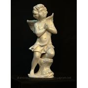 Скульптура из мрамора “Ангелочек“ фотография