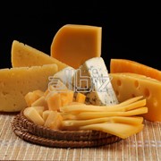 Сыр твердый “Буковинский“ 45%, ТМ “Молочный визит“ фотография