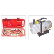 Инструменты и материалы для обслуживания и установки холодильного оборудования и кондиционеров.