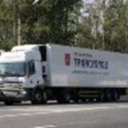 Перевозки специальным грузовым автотранспортом фотография