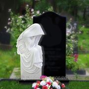 Памятник комбинированный (белый мрамор, черный габбро)