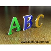 Комбинированные буквы с различных пластиков фото