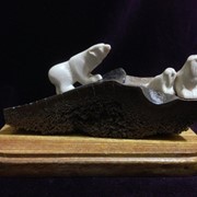 Скульптура из кости Охота на моржей фото