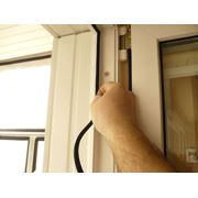 Замена резины уплотнительной в окнах и дверях фото