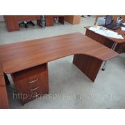 Офисные столы под заказ фотография