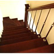 Лестницы деревянные ограждения перила ступени монтажизготовление лестницы лестницы из бетона внутренние лестницы наружная лестница винтовые лестницы лестница ковка металл металлические элементы лестницы винтовые. фото