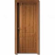 Двери из натуральной древесины фото