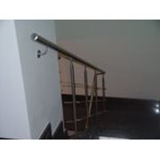 Ограждения для лестниц из нержавейки Киев купить ограждений для лестниц металлические перила для лестниц.