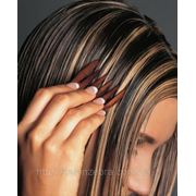 Мелирование волос на фольге с мытьем волос патентованными препаратами свыше 40 см фото