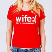 Женская футболка Wife:)