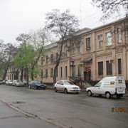 Здания в историческом центре Донецка фото