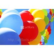 Заказать оформление воздушными шарами, купить шарики с гелием, украшение шарами свадьбы, дня рождения, юбилея или корпоратива. Доступные цены фото