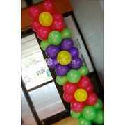 Оформление воздушными шарами, шары с гелием, фигуры из шаров фотография