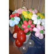 Букет из шаров романтический подарок на 8 марта фото