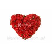 Сердце из живых цветов, шары с гелием, сердце из шаров, оформление к 14 февраля фото