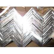 Алюминиевый уголок равносторонний ГОСТ 22233-93