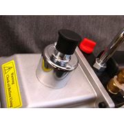 Двухступенчатый вакуумный насос – для создания вакуума удаления влаги в холодильной кондиционерной и другой технике. 2-ступенчатый – минус 1 bar – производительность 100 литров в минуту